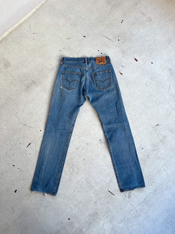 Size 29 - Vintage Levi Jeans 501 High Waisted - I… - image 1