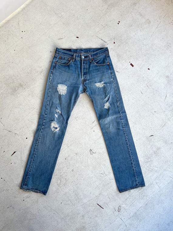 Size 29 - Vintage Levi Jeans 501 High Waisted - I… - image 2
