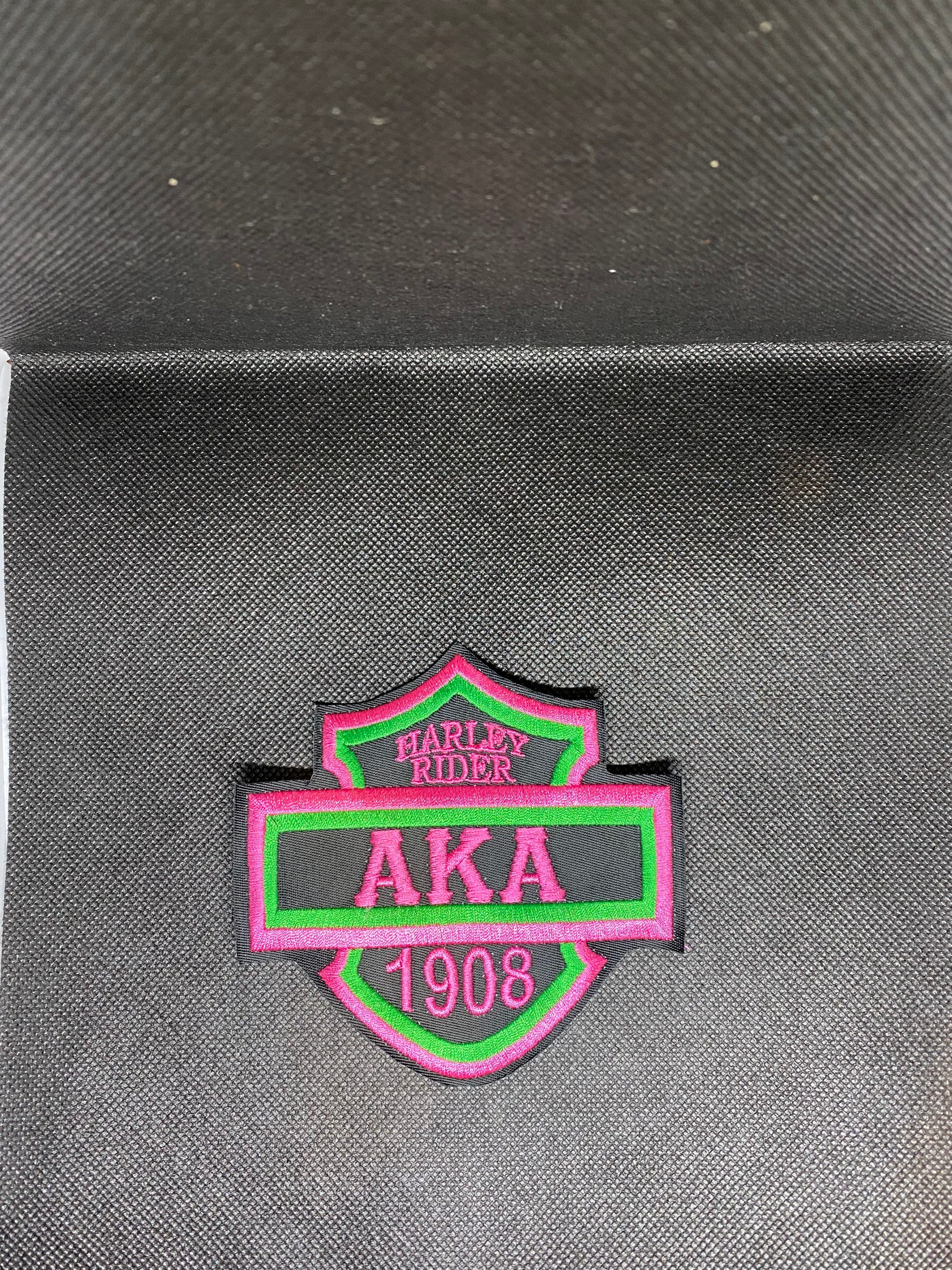 alpha kappa alpha logo