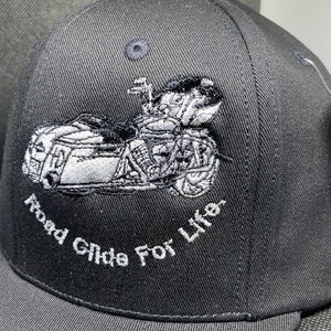 ROAD GLIDE, 6 Panel HAT, Low Profile Cap, Trendy Trucker Hat, Road Glide For Life Embroidered Fitted Snapback Maderia Thread Cap bild 7