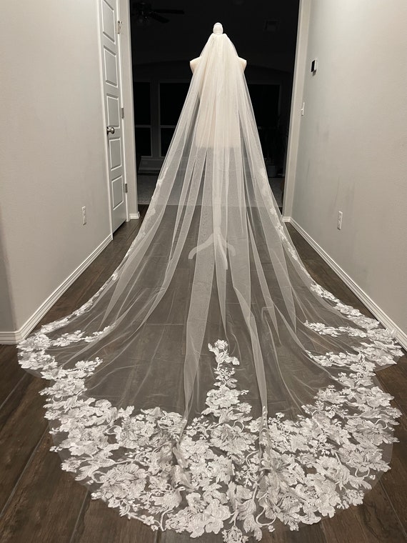 Cathedral Wedding Veil: 10 Ft Ivory Lace, Silver Comb - Etsy display picture 3