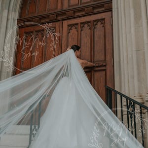 Long Wedding Veil , Light Ivory Comb. Beautiful Wedding veil, Royal Veil, Cathedral Veil, Fingertip Veil, Chapel Veil,Plain Veil