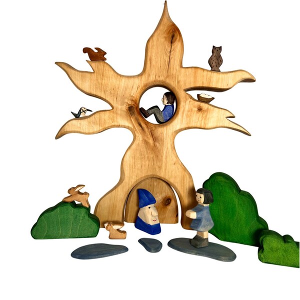 Großer Baum Holzspielzeug mit kleinem Jungen Holzspielzeug für Kinder Lernspielzeug Montessorispielzeug Kinderzimmer Deko Geschenk für Kind