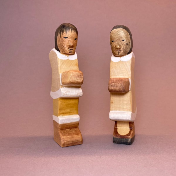 Holzfiguren Inuit Frau und Mann | Indigene Völker | Inuk