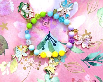 Handgemaakte feeën bedelarmband | fee, elfen, magisch, natuur, bloemen, regenboog, cosplay, planten, bladeren, faerie, coulissen, elf, kralen, armband