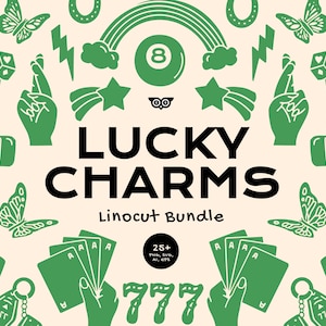 Puede incluir: Paquete de linograbados verdes y blancos con varias ilustraciones de amuletos de la suerte, incluyendo mariposas, dados, naipes y un arcoíris. El texto "LUCKY CHARMS" se muestra de forma destacada.