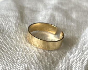 Gold Toe Ring: Adjustable 18K Plated Sterling Silver 925