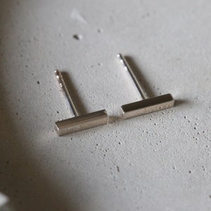 Minimal Bar Studs - Silver Bar Ear Studs - Minimal Bar Earrings - Sterling Silver 925 (190)