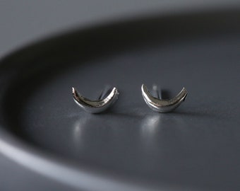 Tiny Moon Ear Studs - Silver Moon Earrings - Crescent Moon Studs - Sterling Silver 925 (18)