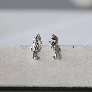 Seahorse Studs - Silver Seahorse Ear Studs - Boho Earrings - Sterling Silver 925 (82)
