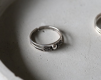 Adjustable Sterling Silver Toe Ring: Minimalist Boho Jewelry