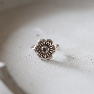 8mm Single Flower Hoop - Flower Hoop Cuff - Flower Nose Ring - Sterling Silver 925 (306)