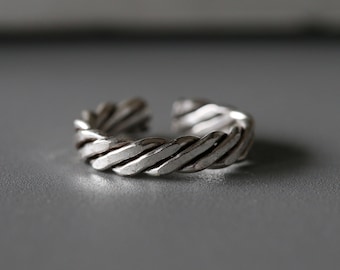 Adjustable Sterling Silver Toe Ring: Minimalist 925 Silver