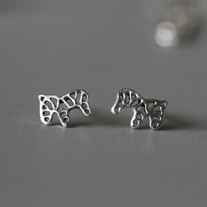 Zebra Studs - Silver Zebra Ear Studs - Animal Earrings - Sterling Silver 925 (413)