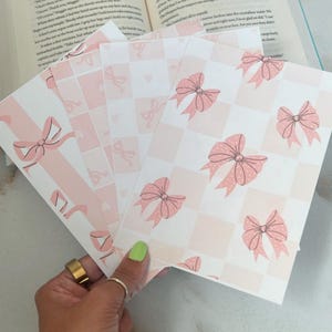 Pastel Pink Checkered Bow Kindle Insert,Coquette Bow Kindle insert,Kindle Insert for Clear Case,Kindle Stickers,Kindle Skin Accessories