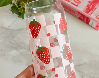 Cute Checkered Strawberry Glass Cup,Aesthetic Strawberry Coffee Glass with lid and straw, Fruit Iced Coffee Cup, Checkered Strawberry Glass