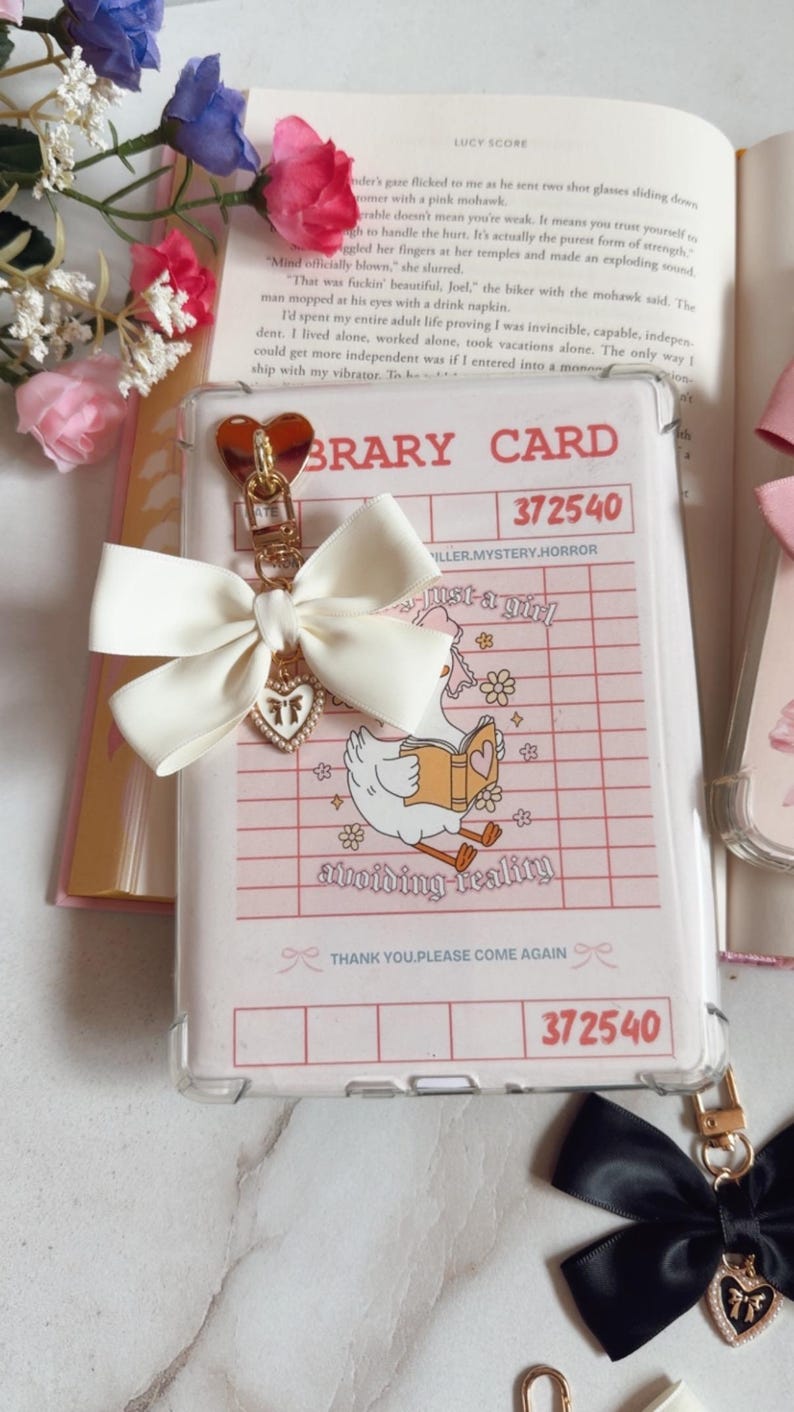 Pearl Bow Kindle Charm,Kindle Accessory,Personalized Bag Charm Keychain with Bow,Bookish Charm Bookish Gifts,Personalized Gifts for her Beige