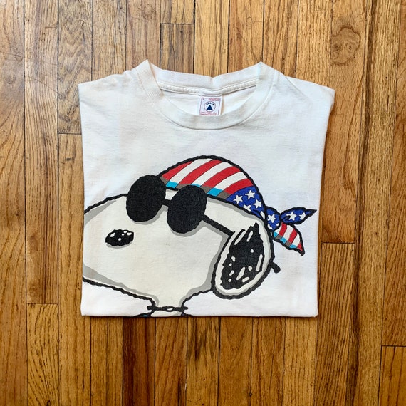 90s Snoopy Bandana Tee