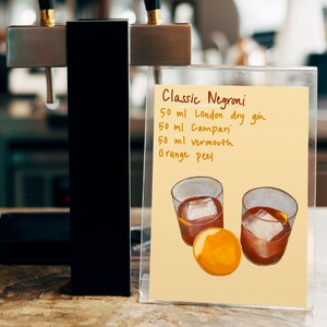 Klassieke digitale schetsen van cocktailkaarten: Negroni, feestdecor