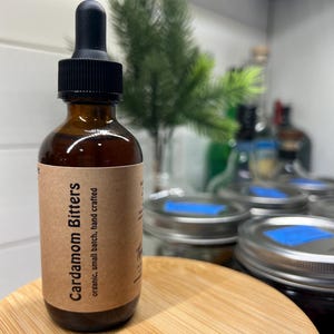 Cardamom Bitters | Spiced Cocktail Bitters | Whiskey & Gin Mixer | Warm Botanical Bitters | Craft Bar Ingredient | Organic