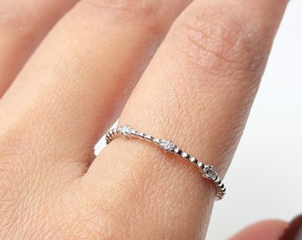 Sierlijke sterling zilveren ring rhodium verguld, alledaagse minimalistische ring, stapelbare ring, hypoallergeen, aanslagbestendig, geschenken, voor haar