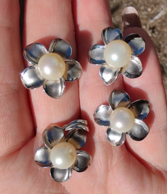 14k maui divers plumeria Gem