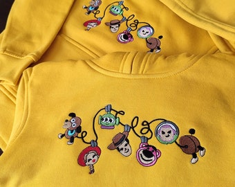 Sudadera de cuello redondo unisex de inspiración de personajes de JUGUETES bordados, camiseta, ropa bordada vintage,