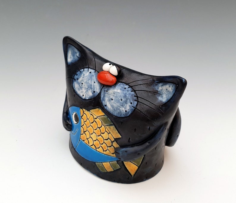 Chat bleu, Drôle de chat, Figurine de chat, Figurine danimal, Statue en céramique faite à la main, Décoration intérieure, Cadeau de pendaison de crémaillère, Cadeau danniversaire, Cadeau pour les amoureux des chats image 4