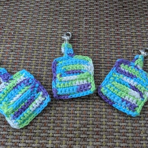 Crochet Quarter Keeper