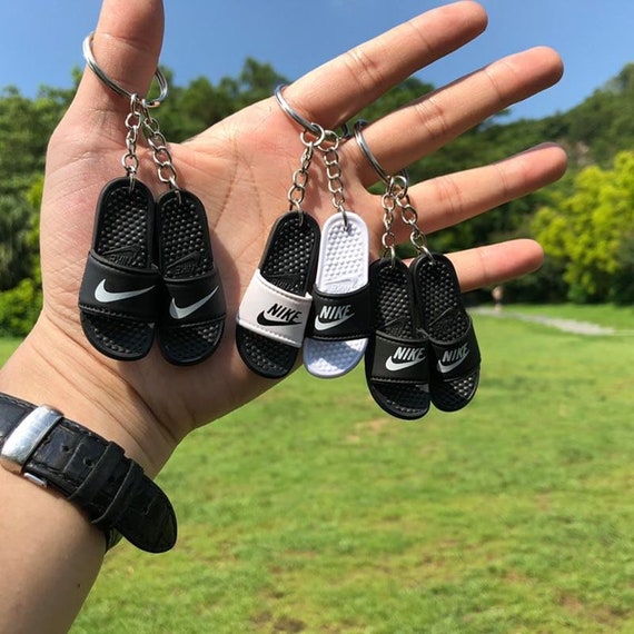 Nike slides keychain Clearance