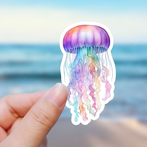Sticker vinyle méduse fantaisiste – Sticker vie océanique aquarelle pour ordinateurs portables, bouteilles d'eau et journaux intimes – Sticker esthétique marin, coupe Kiss