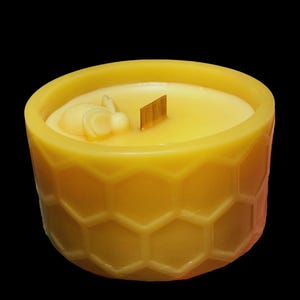 Handmade Beeswax Honeycomb Candle – Custom Scents