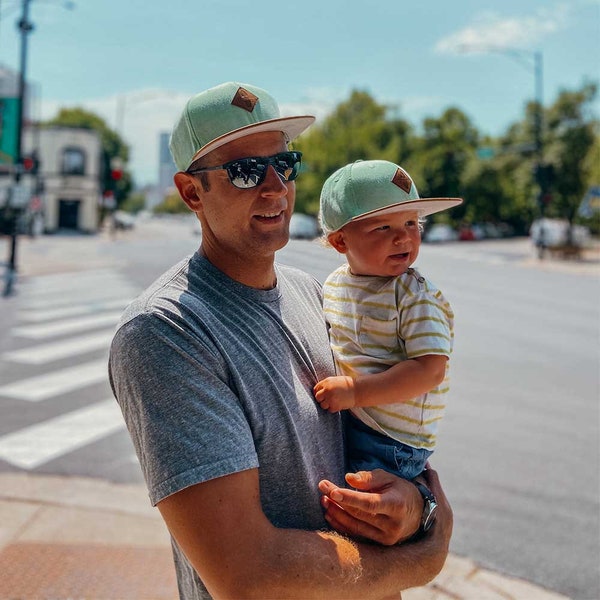 Cadeau fête des pères bébé | Cadeaux de naissance | Cadeau papa | Annoncer une grossesse | Casquette Père Fils | Casquettes partenaires Ensemble de 2 | menthe verte