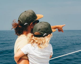 Cadeau de la fête des Pères | Cadeaux de naissance | Cadeau papa | Annoncer une grossesse | Casquette Père Fils | Casquettes partenaires Ensemble de 2 | olive verte