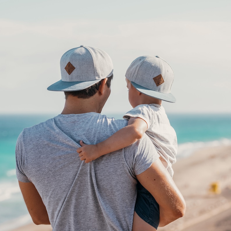 Father's Day gift Birth gifts Dad gift Announce pregnancy Father Son Cap Partner Caps Set of 2 Grey-blue image 1