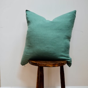 Pure French Linen Cushion Cover in Green with Zipper, Rustic Linen Throw Pillow Case 50 x 50 cm, 19 x 19 inches