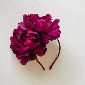 Fushia burgundy silk rose flower Fascinator, Handmade headband,  Romantic cluster headpiece  wedding, races, festival