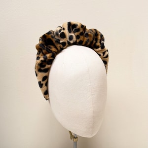 Bibier bandeau à imprimé animal léopard, bandeau froncé à volants, bandeau kitsch en fausse fourrure ou en coton, bandeau occasion pour femme