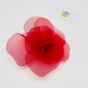 Broches à épingles à fleurs de rose en soie, épingle à revers, broche faite à la main en organza de soie haut de gamme, beau corsage en tissu de soie Rose Perfection Red