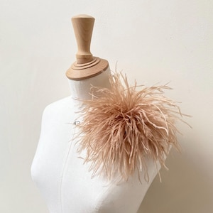Tan dark champagne ostrich feather brooch Flower pin, beige sand large Statement corsage, wedding, bridal, races. Women’s occasion accessory