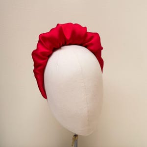Roter Seiden Satin Rüschen Haarreif, Handgefertigter Gepolsterter Haarreif