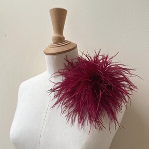 Burgundy Feather Brooch - Etsy display picture 3