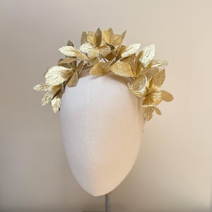 Gold leaf flower Fascinator headband crown tiara , leaf flower statement Hatinator hat, Ascot derby, Wedding, Races, Festival, silver & gold