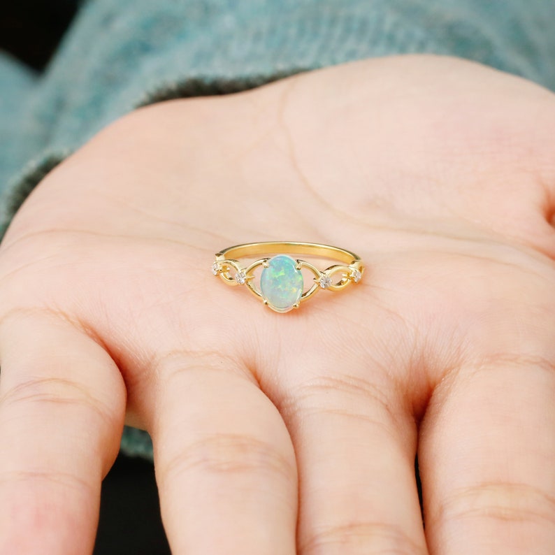 14k Solid Gold Opal RingDiamond RingOpal RingOctober Birthstone RingOpal Diamond RingVintage Ring Fancy Ring Australian Opal Ring