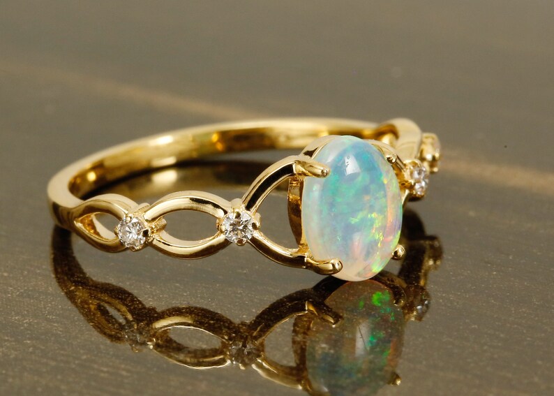 14k Solid Gold Opal RingDiamond RingOpal RingOctober Birthstone RingOpal Diamond RingVintage Ring Fancy Ring Australian Opal Ring