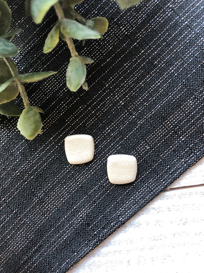 bridal studs