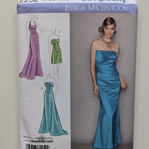 4-12/12-20 Simplicity Jessica McClintock Plus Size Strapless Halter Fitted Evening Formal 2 Lengths Train Dress Womens Sewing Pattern 2252