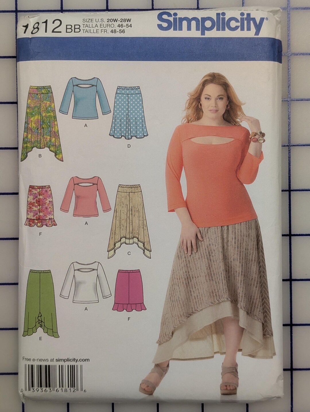 Sz 20W-28W Simplicity Plus Size Womens Stretch Knit Cutout Shirt