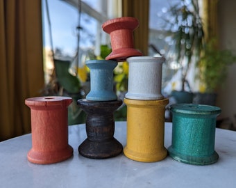 Lot of 7 Vintage Empty Colored Wood Wooden Sewing Thread Spools, With and Without Labels, Various Sizes