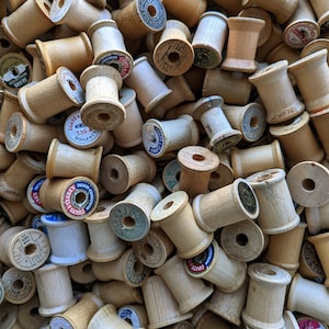 Lot of 12 Vintage Empty Wood Wooden Thread Spools Small 1 1/4&quot;H, With/Without Labels, Various Styles and Shapes